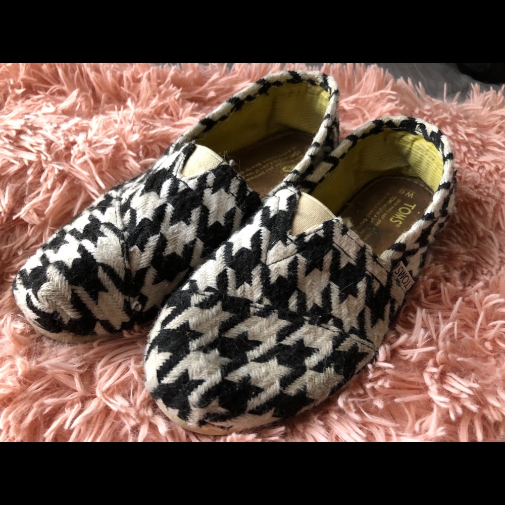 Toms